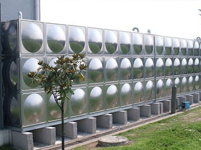 不（bú）鏽鋼水箱漏水怎（zěn）麽辦， 需要從四個方麵查看